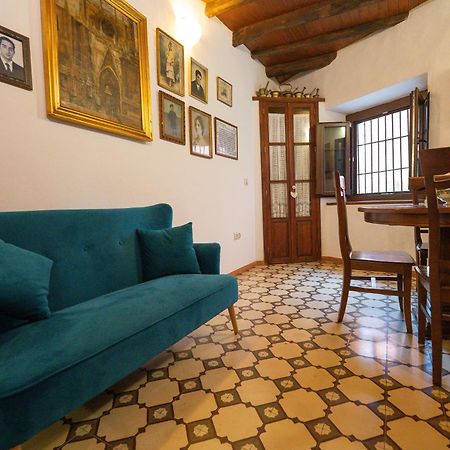 Historic House In The City Center إشبيلية المظهر الخارجي الصورة