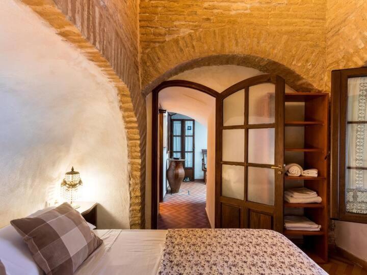 Historic House In The City Center إشبيلية المظهر الخارجي الصورة